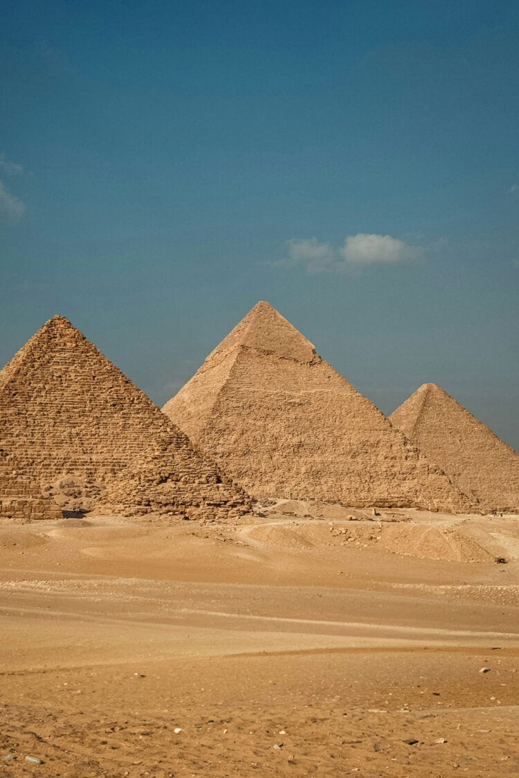 Pyramiden von Gizeh in Afrika